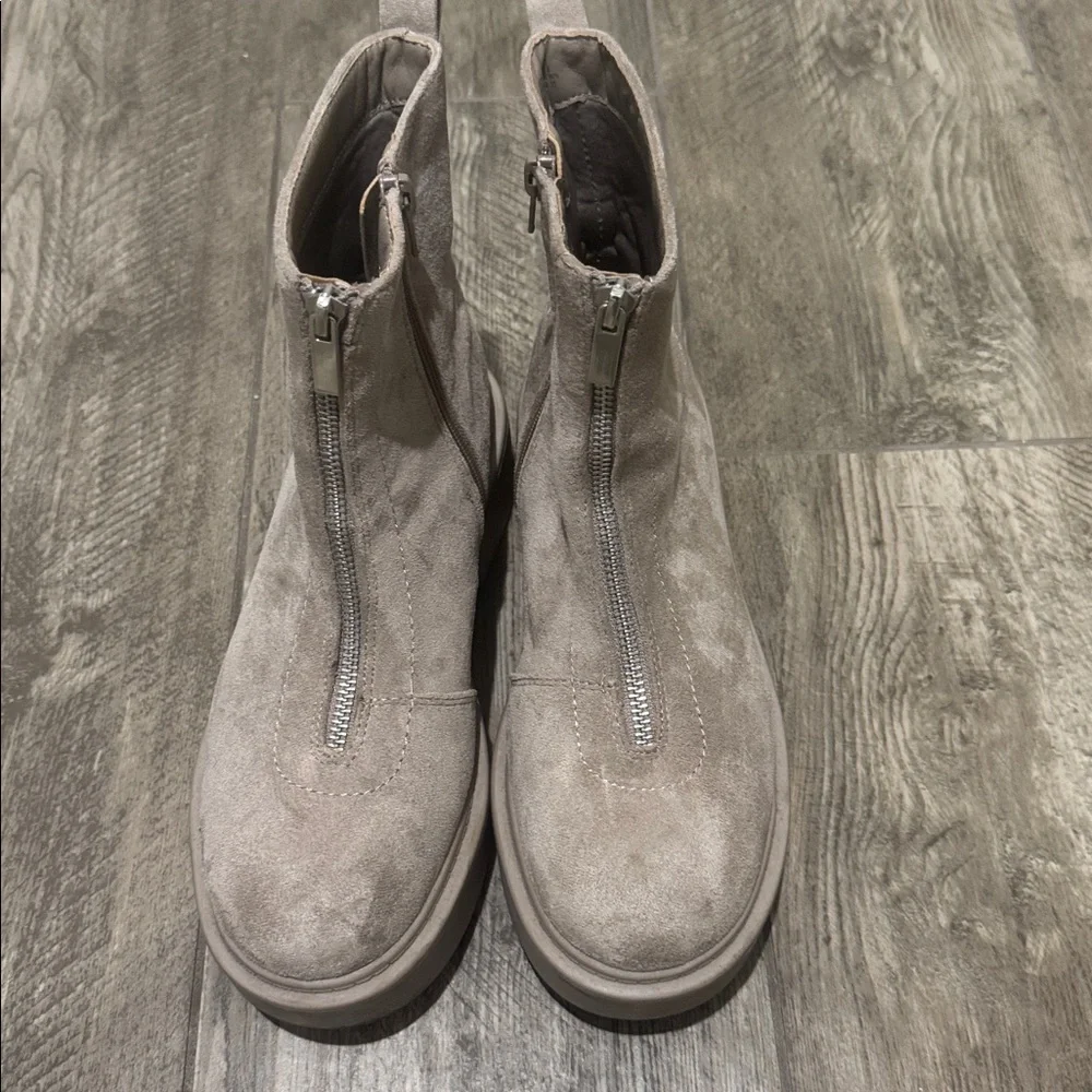 Portland Leather stylish platform